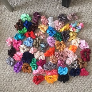 61 pack of scrunches
